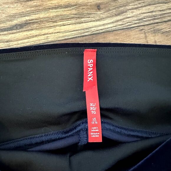 Spanx Blue Velvet Leggings Womens XL EUC Color Lapis - Picture 3 of 6